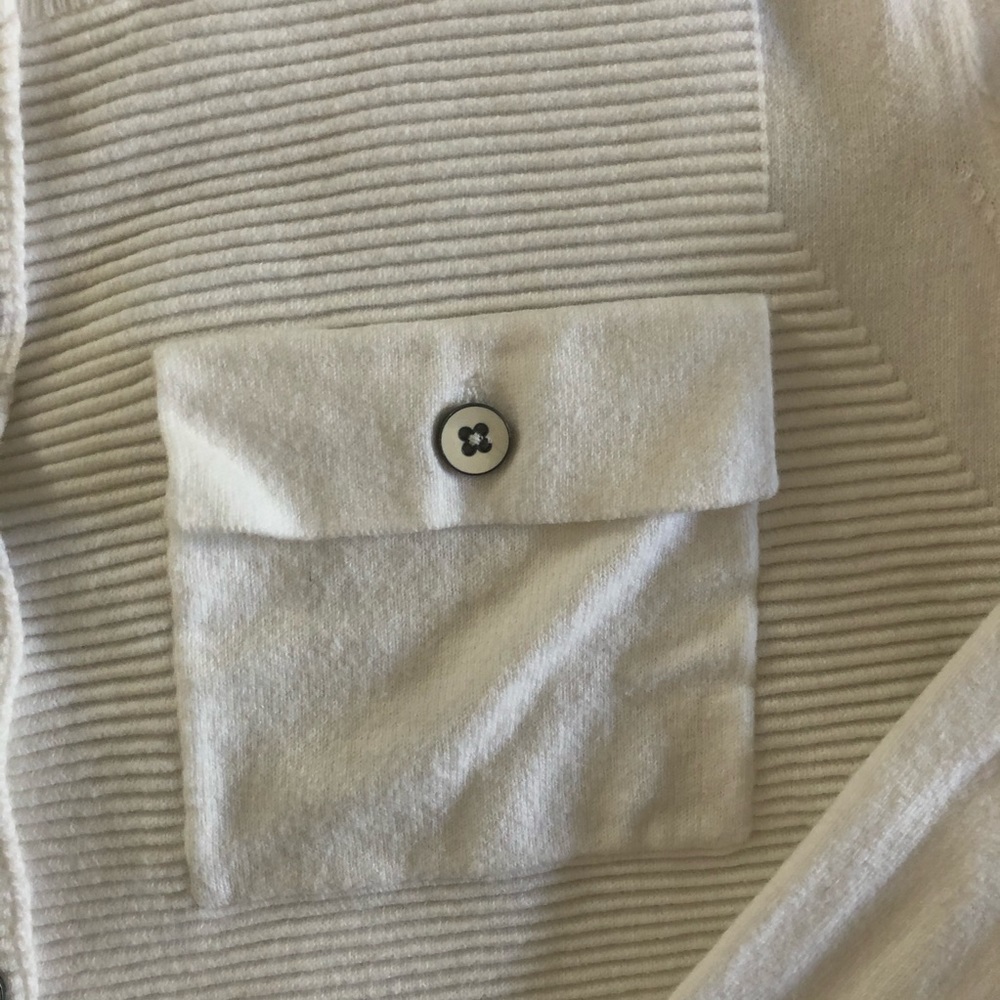 CAbi White Ribbed Button-Front Cardigan - Picture 4 of 5